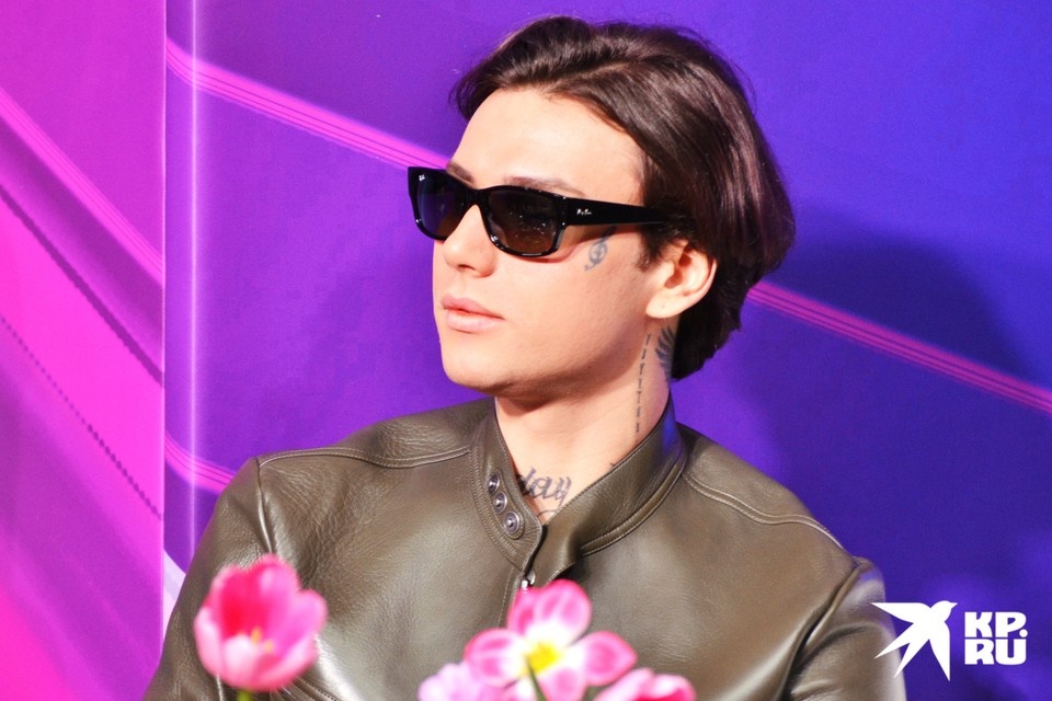    Певец Xolidayboy (Иван Минаев) Даниил ОПАРИН