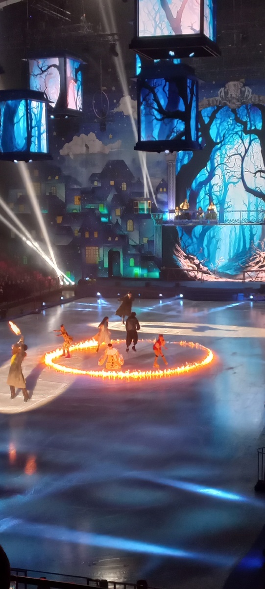 Ледовое шоу "Буратино"