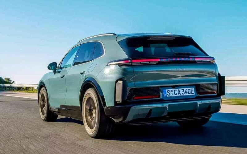 Porsche Cayenne📷
