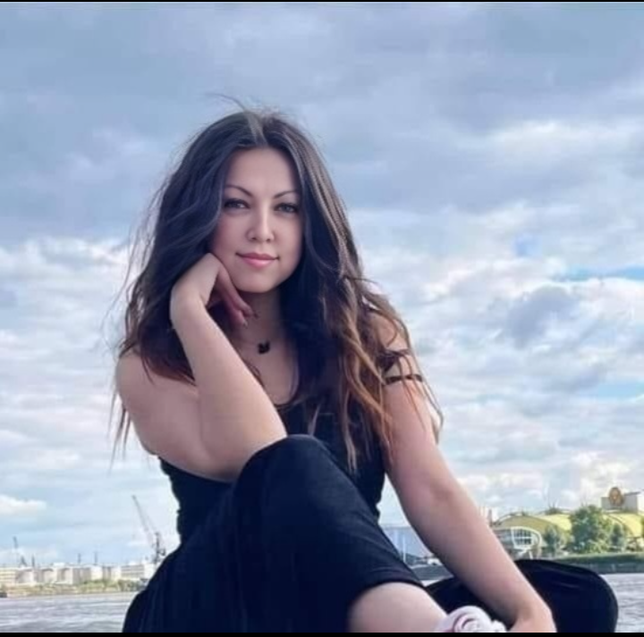 Автор рассказа и канала, Татьяна.