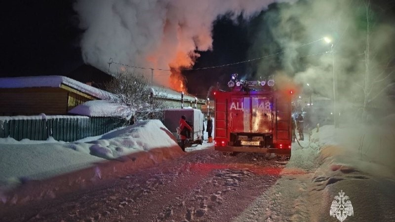    В Советском тушили два крупных пожара