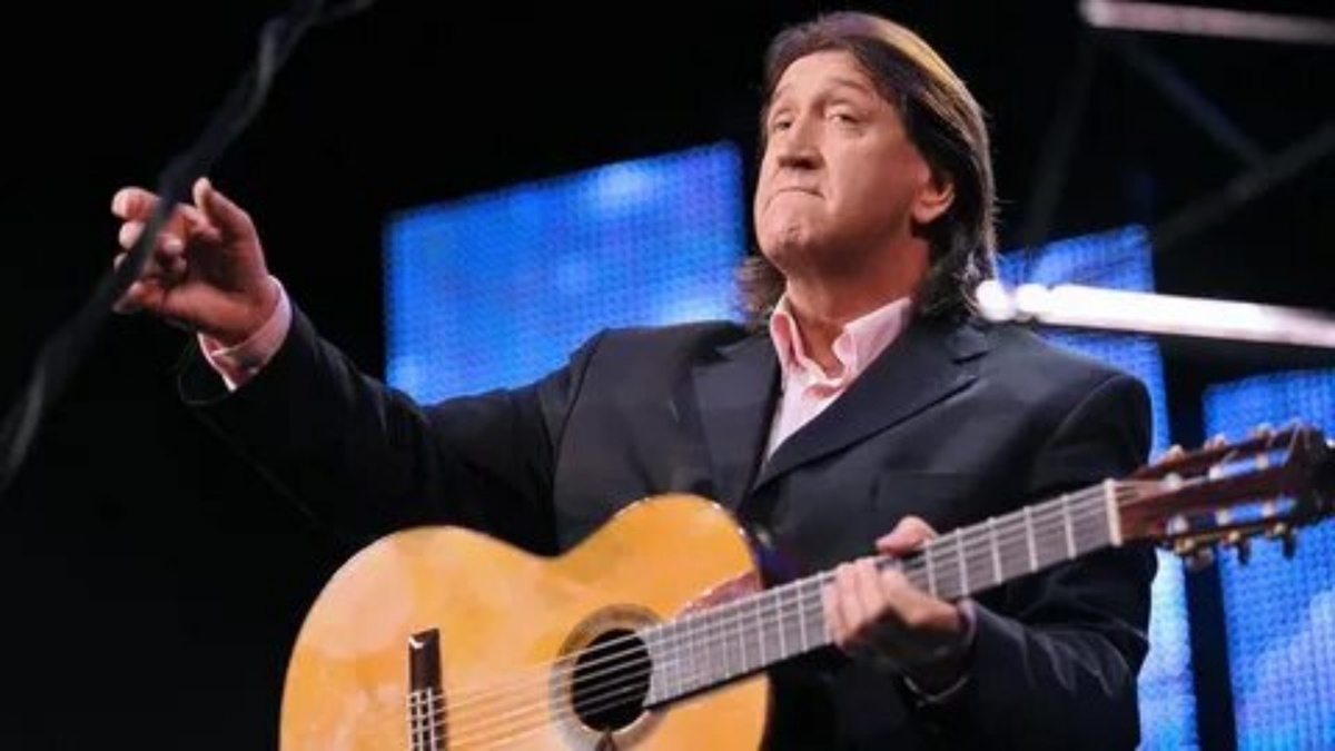 Пока зал рукоплескал песням о верности, за кулисами разворачивалась личная драма артиста.