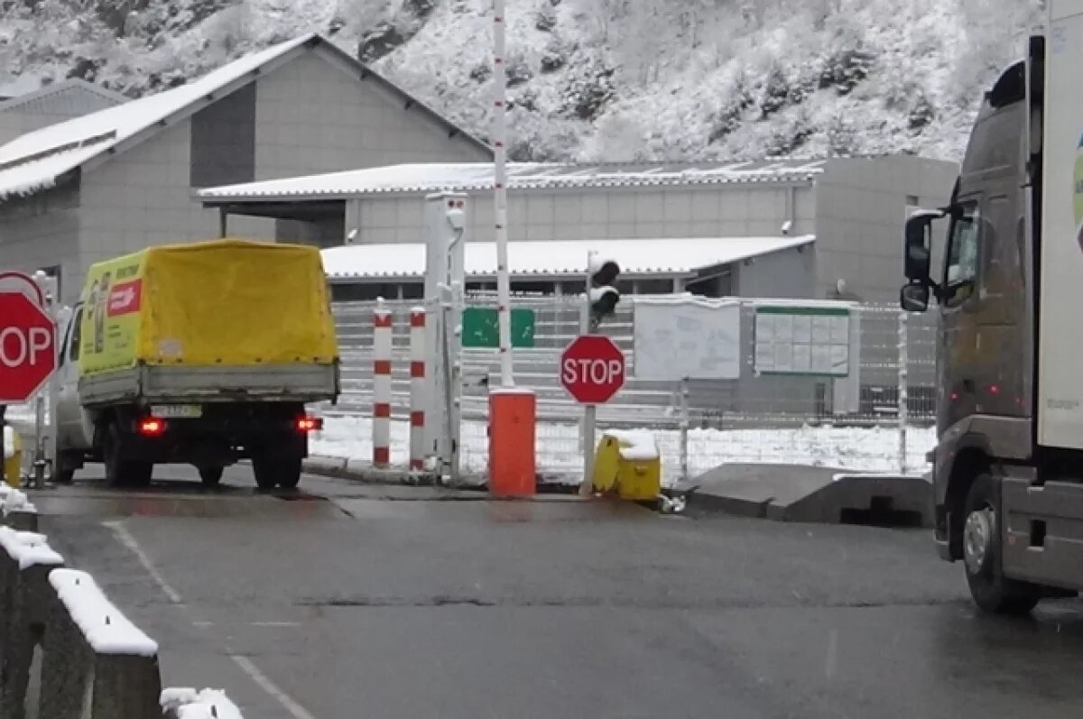    В Северной Осетии временно закрыли проезд по Военно-Грузинской дороге