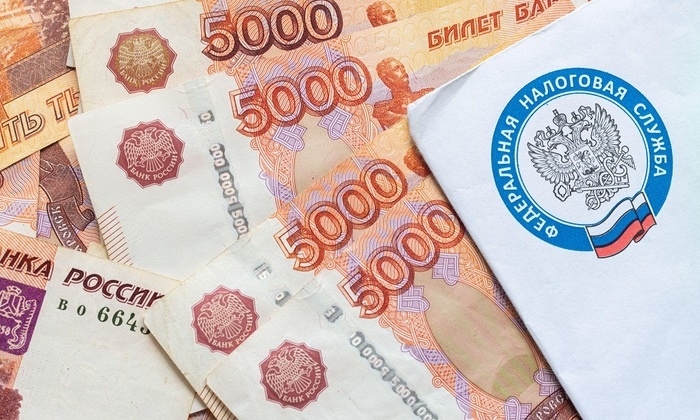    Юрист объяснил, почему налоговая проверяет подозрительные переводы на карты граждан