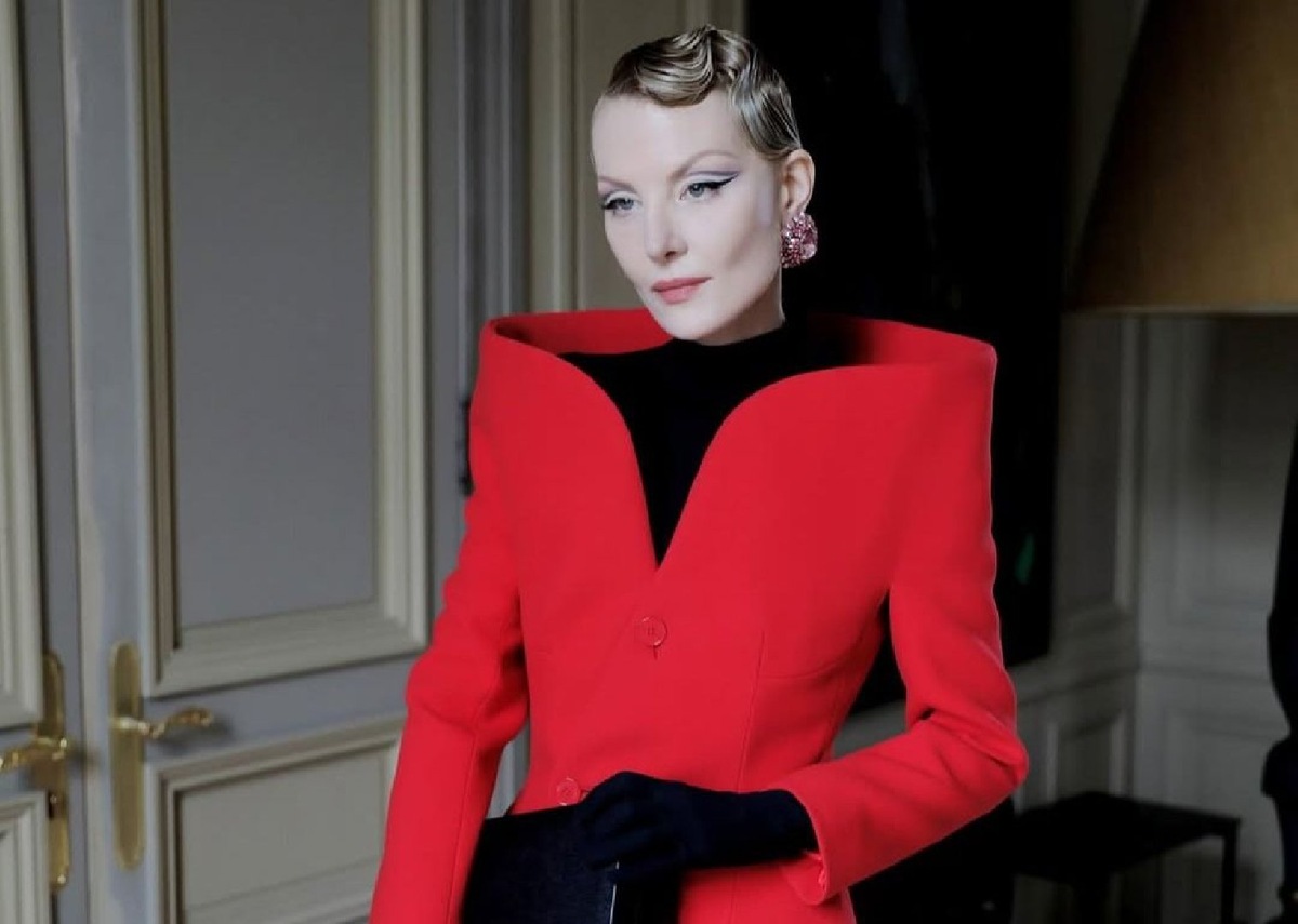    Рената Литвинова (фото: Instagram*** @renatalitvinovaofficiall)