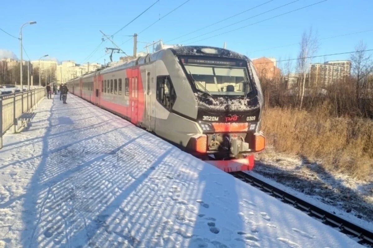    В Тверской области электрички идут с часовым опозданием