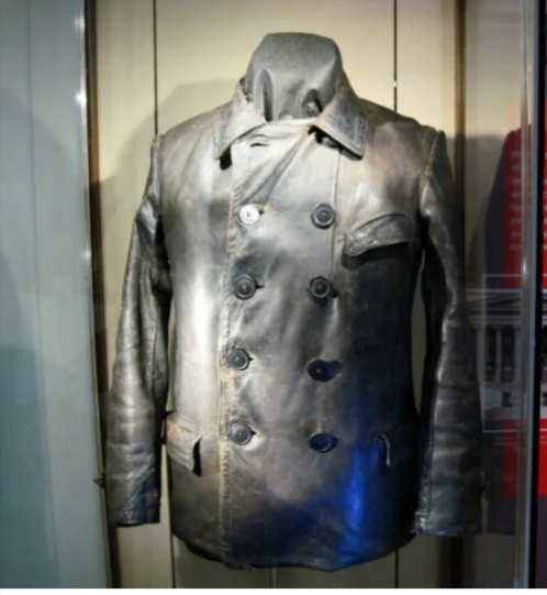 Кожанка Свердлова из открытых источников.