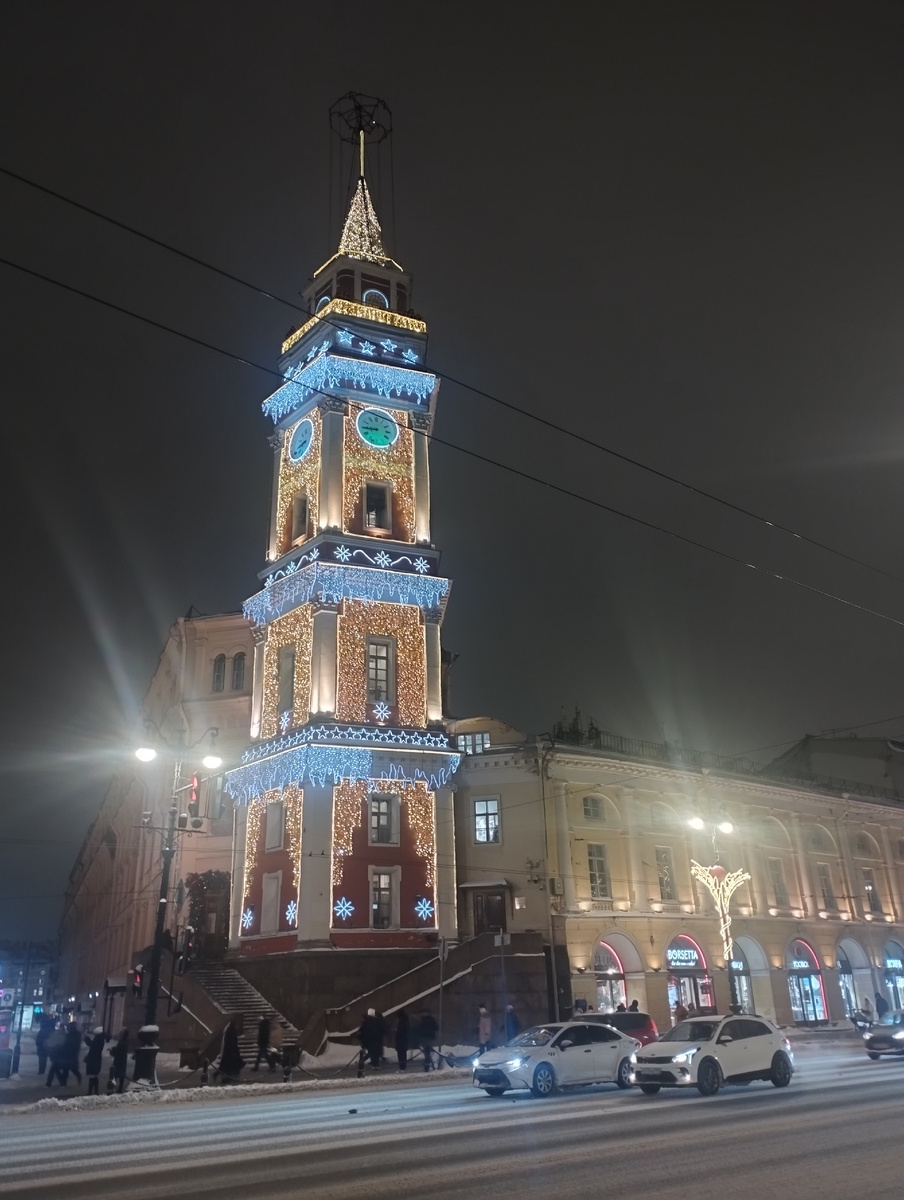 В центре Петербурга новогдняя красота