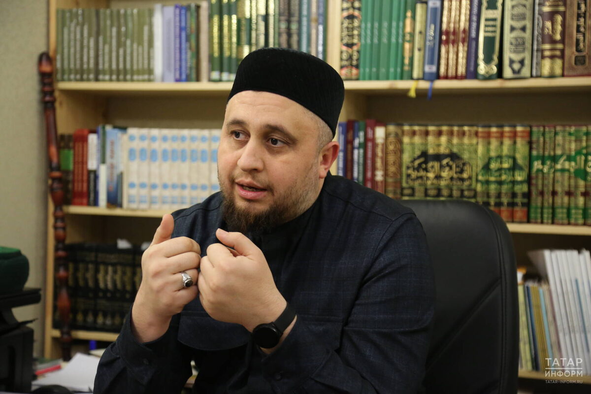 Рустам хазрат ХайруллинФото: © Рамиль Гали / «Татар-информ»