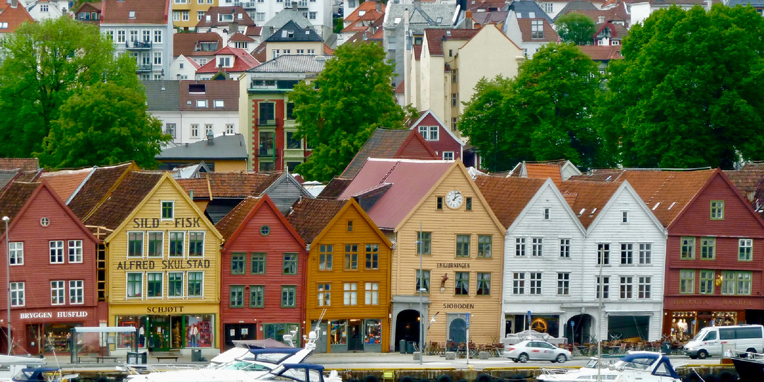 Тёплый город у холодного моря. История Бергена для тех, кто любит уют