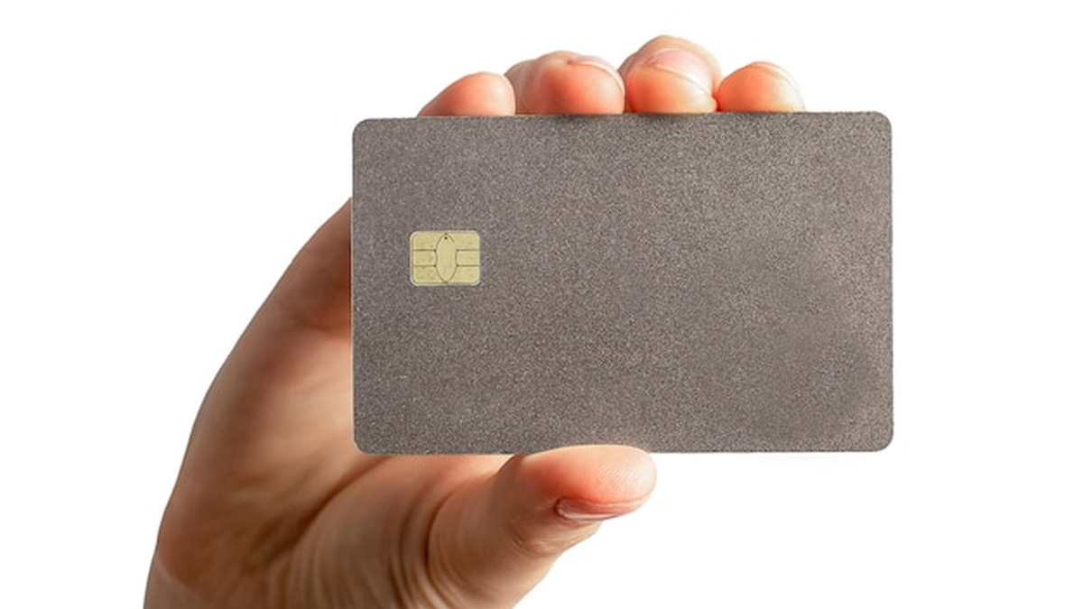 Используйте для онлайн-покупок отдельную банковскую карту или электронный кошелёк