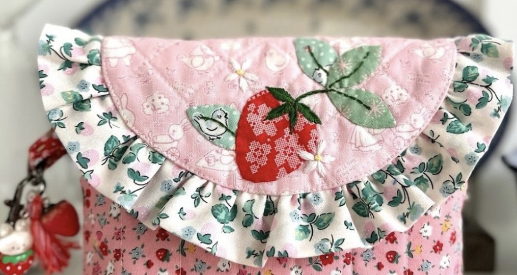 Косметичка - самая милая вещь, которую можно сшить своими руками, подборка идей, несколько выкроек