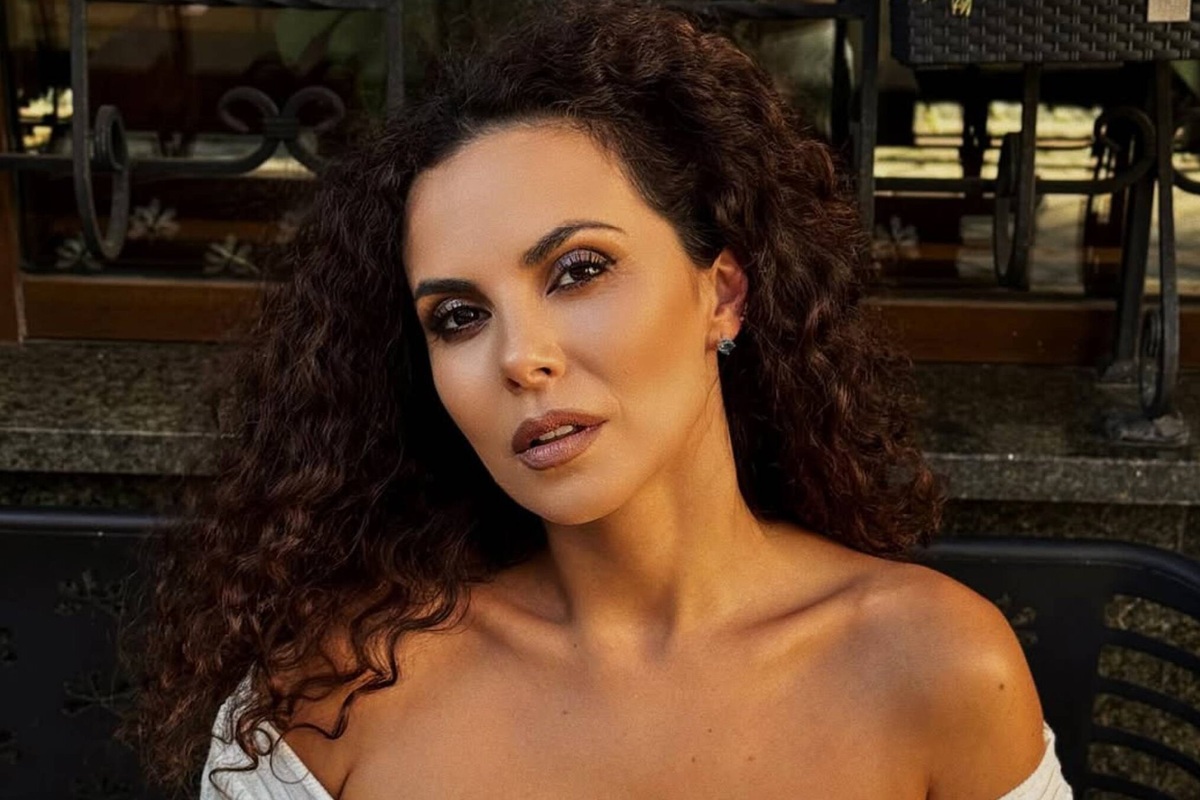     «Меня накрыли панические атаки»: Настю Каменских на пятый день голодовки увезли на скорой в больницу в Барселоне