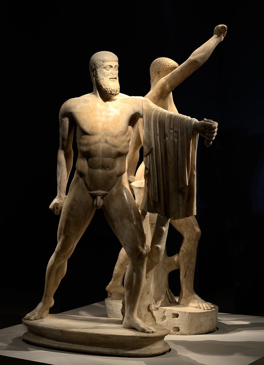 Бронзовая скульптура "Тираноборцы" из музея Неаполя