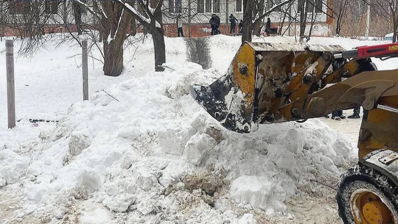 В Самаре разгорелась битва за ледяную горку