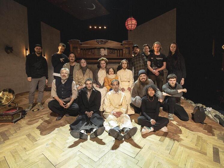     Фото авторов постановки