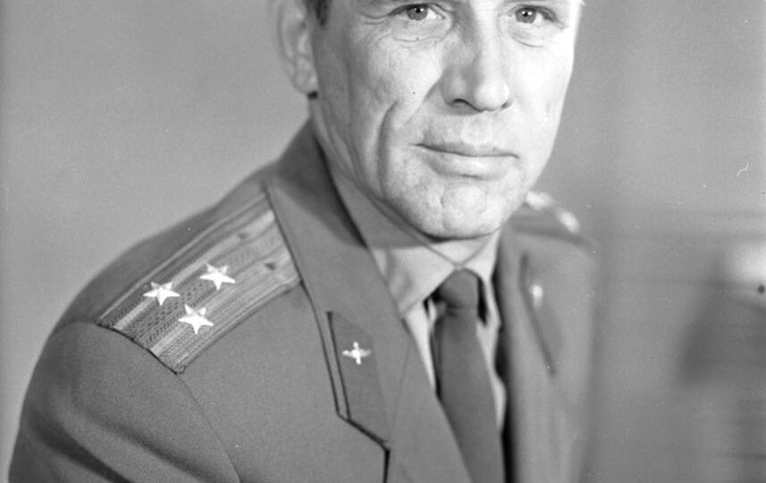 100 лет космонавту Льву Дёмину