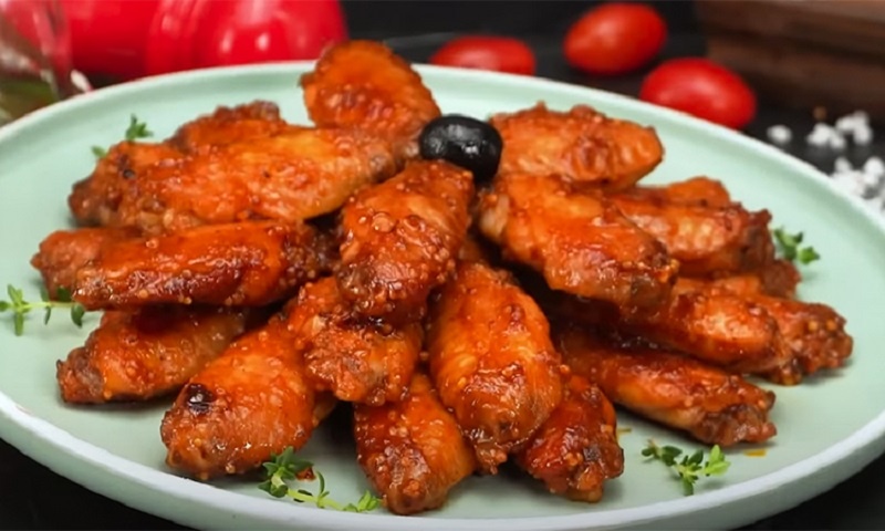 Крылышки, о которых вспоминают неделями: секрет их мариновки прямо на сковороде и настоящий взрыв вкуса