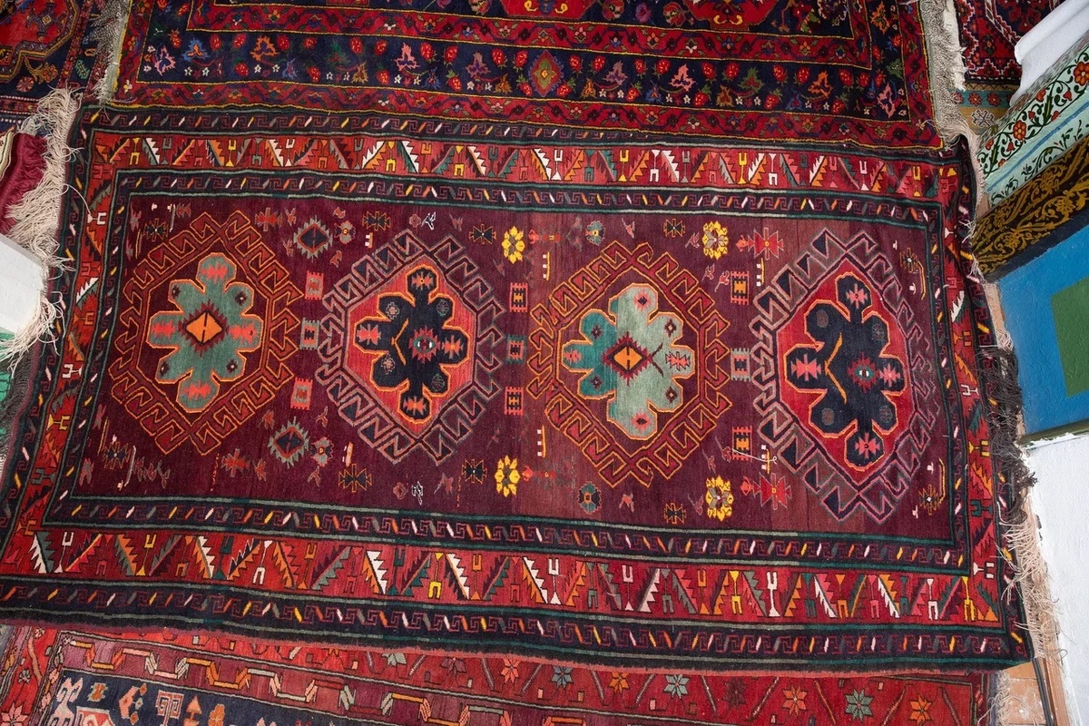 Фотографии из старой джума-мечети села Ахцах. Август 2023. Во время полевой экспедиции.(Фото из моего этнографического каталога)
