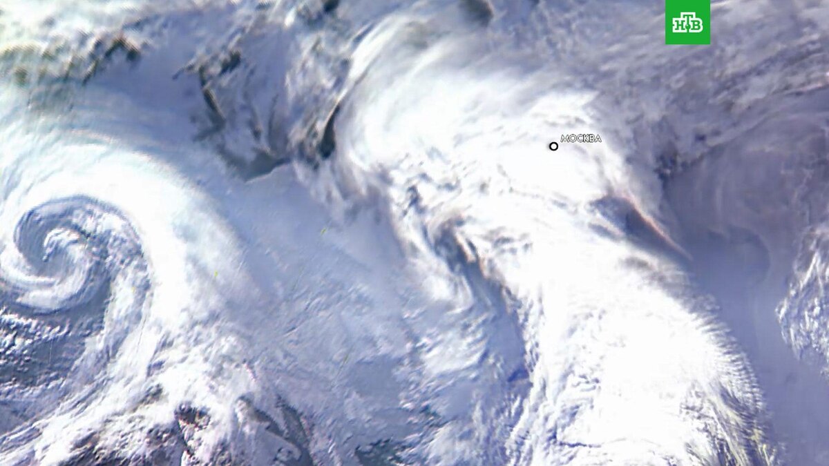    «Роскосмос» показал движение циклона «Фрэнсис», накрывшего столичный регион