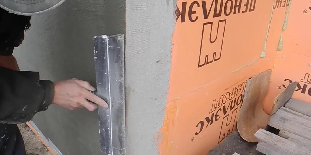 Шпаклевать пеноплекс можно, но 80% делают это неправильно: простой нюанс, из-за которого всё трескается