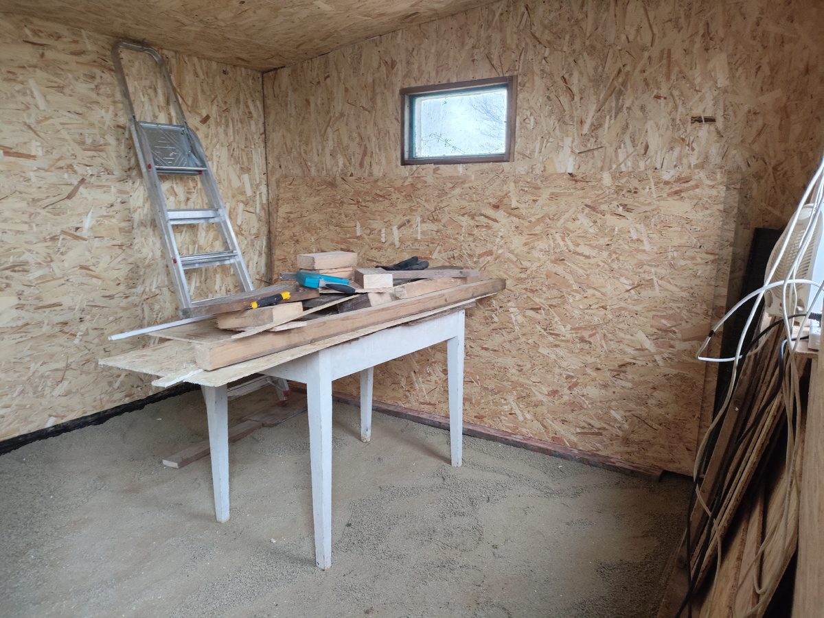 Большие листы, почти не напрягаеясь, на ноге перенесла )))