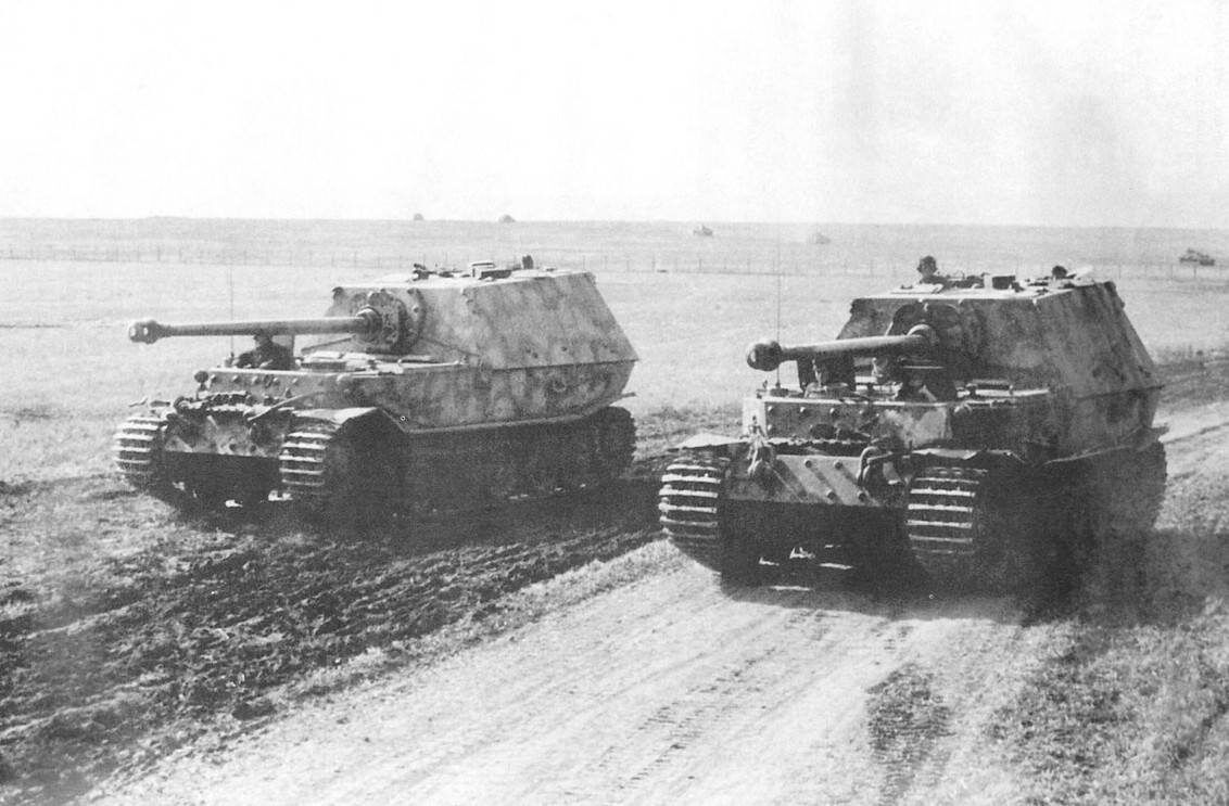САУ Фердинанды на курской дуге