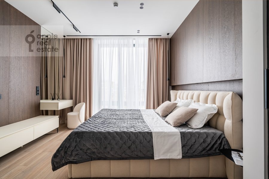 Фото из архива Apple Real Estate