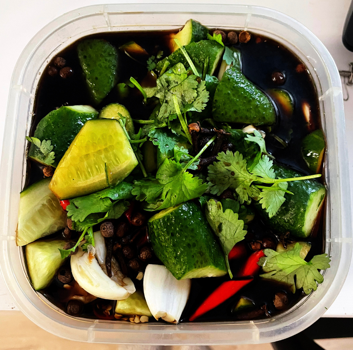 великолепно с картохой и винами с цветочным вайбом (п/сух, п/сл) 