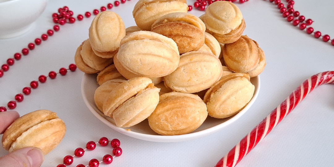 ОРЕШКИ СО СГУЩЕНКОЙ это настоящий символ детства из СССР.