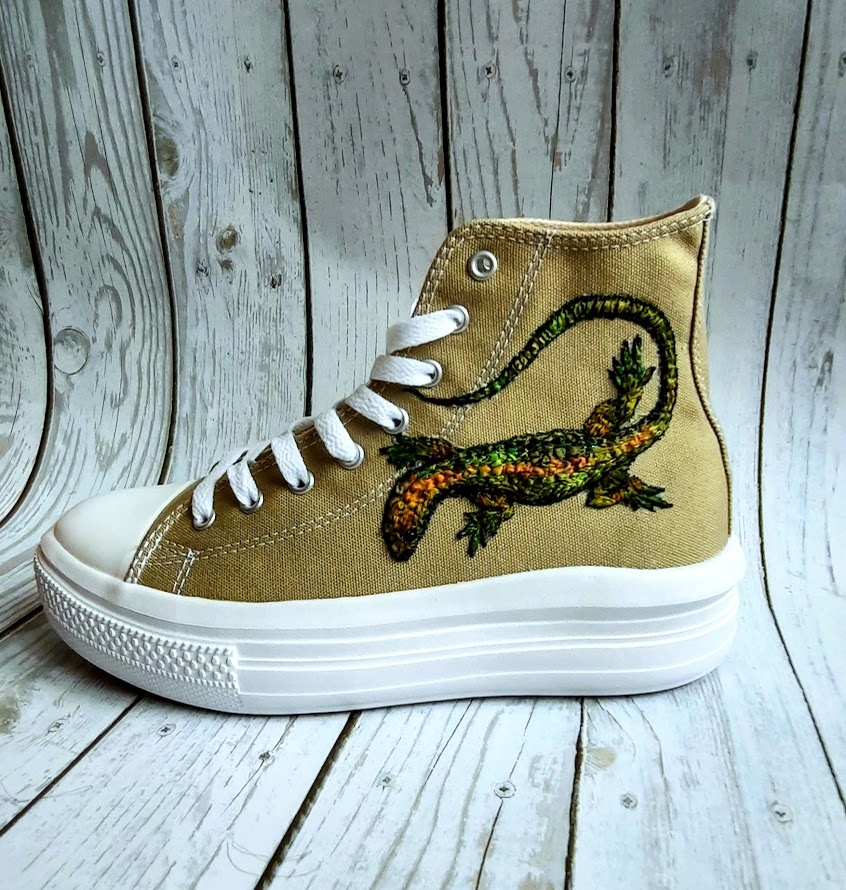 Мои  вышивки на изделиях