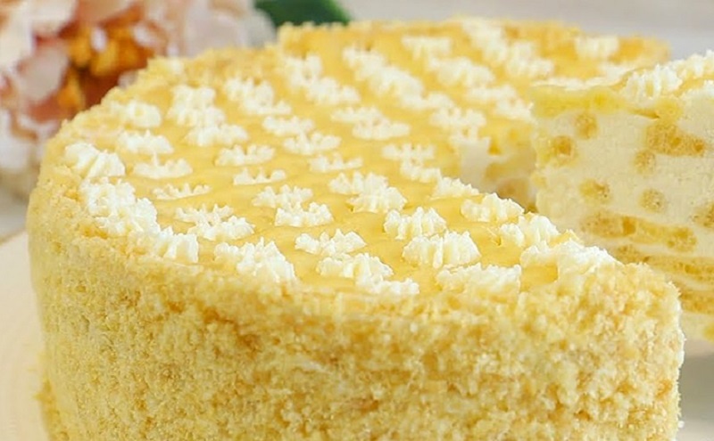 Торт без пропитки: сочный десерт за один вечер