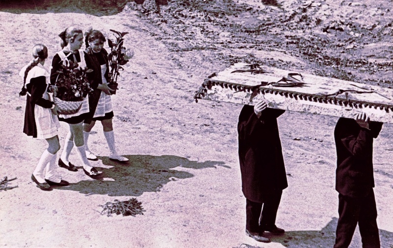 Фото: похороны Дуси Бельман