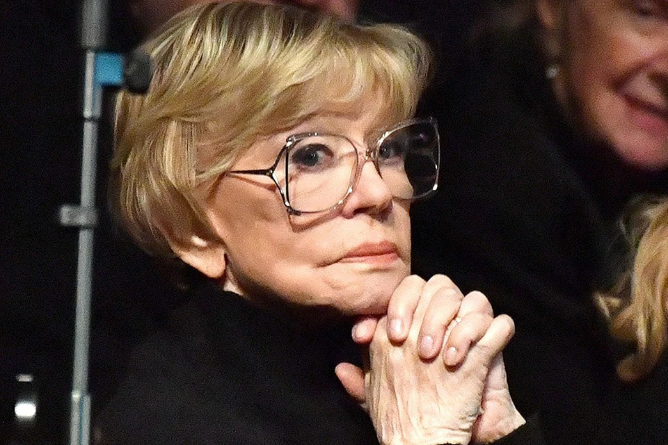 Она очень не хотела стареть и хотела до последнего быть на сцене. Второе ей удалось. Фото с просторов интернета, kp.ru