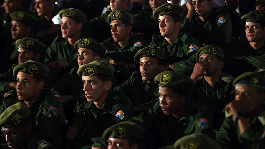    Фото: TASS/EPA/ERNESTO MASTRASCUSA