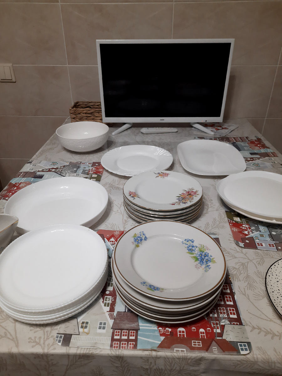 Единственный минус - их нельзя греть в микроволновке