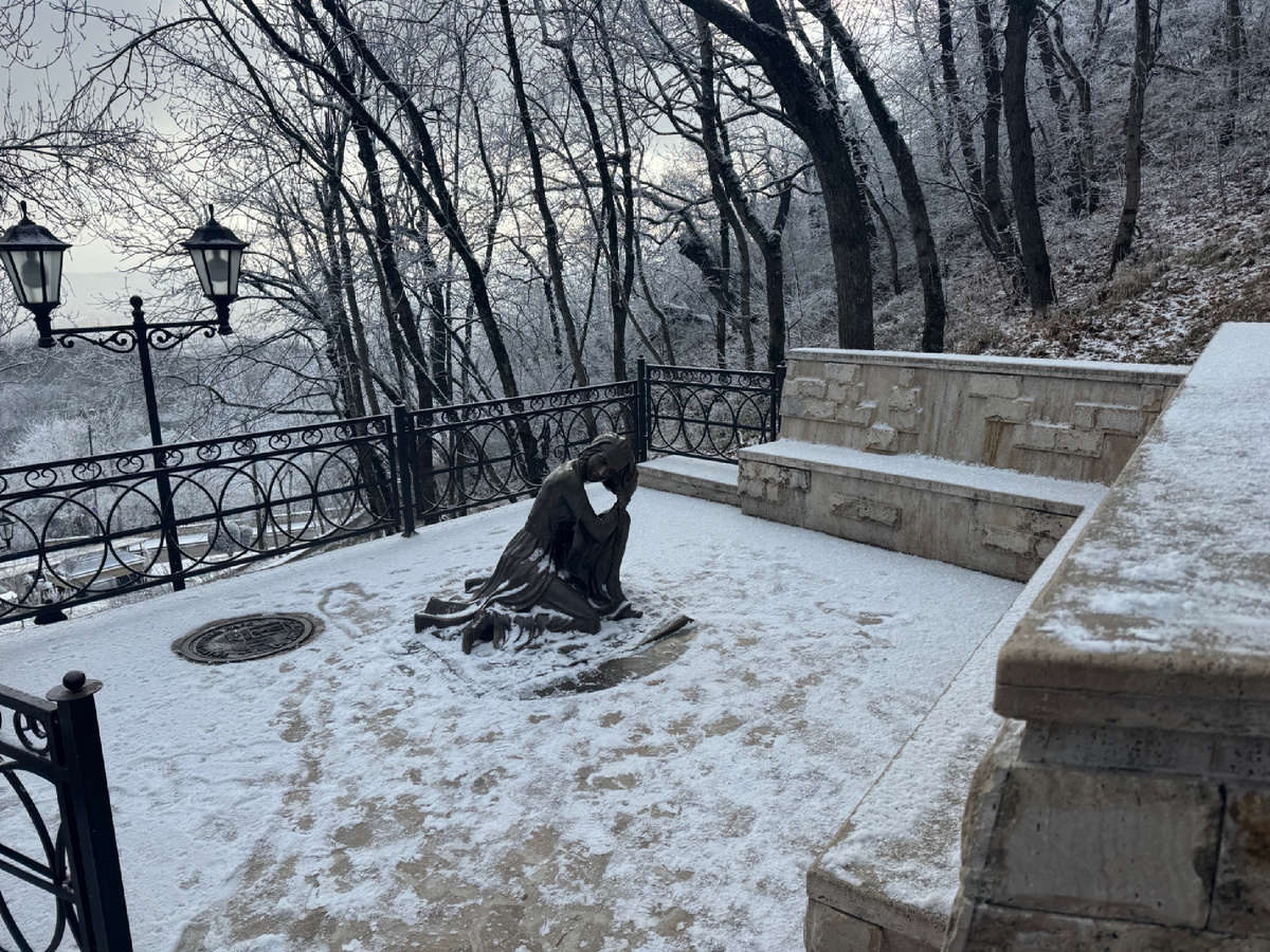 Памятник Бэле в Пятигорске