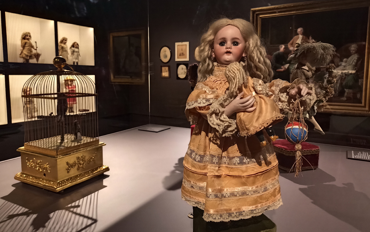 Автоматон музыкальный. "Няня с ребенком". Франция