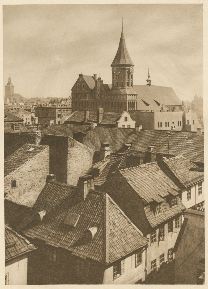 Кнайпхоф. 1921-1926 годы. В центре - собор.