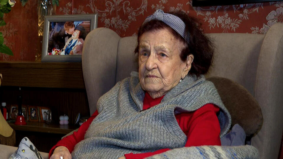     Пережившая блокаду экс-редактор Пятого канала отметила столетний юбилей РЕН ТВ