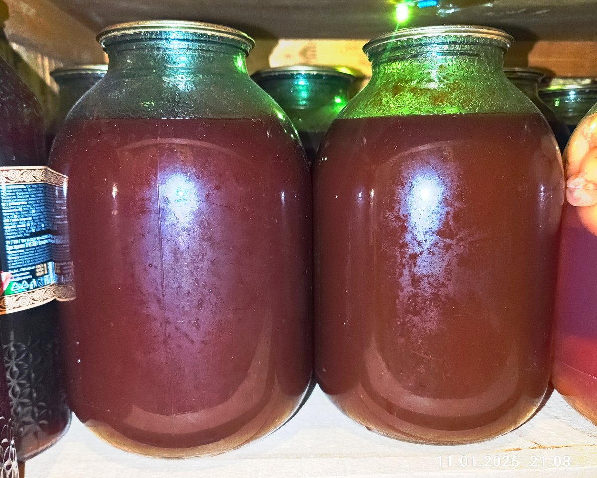 Закрутки со сливовым вареньем.