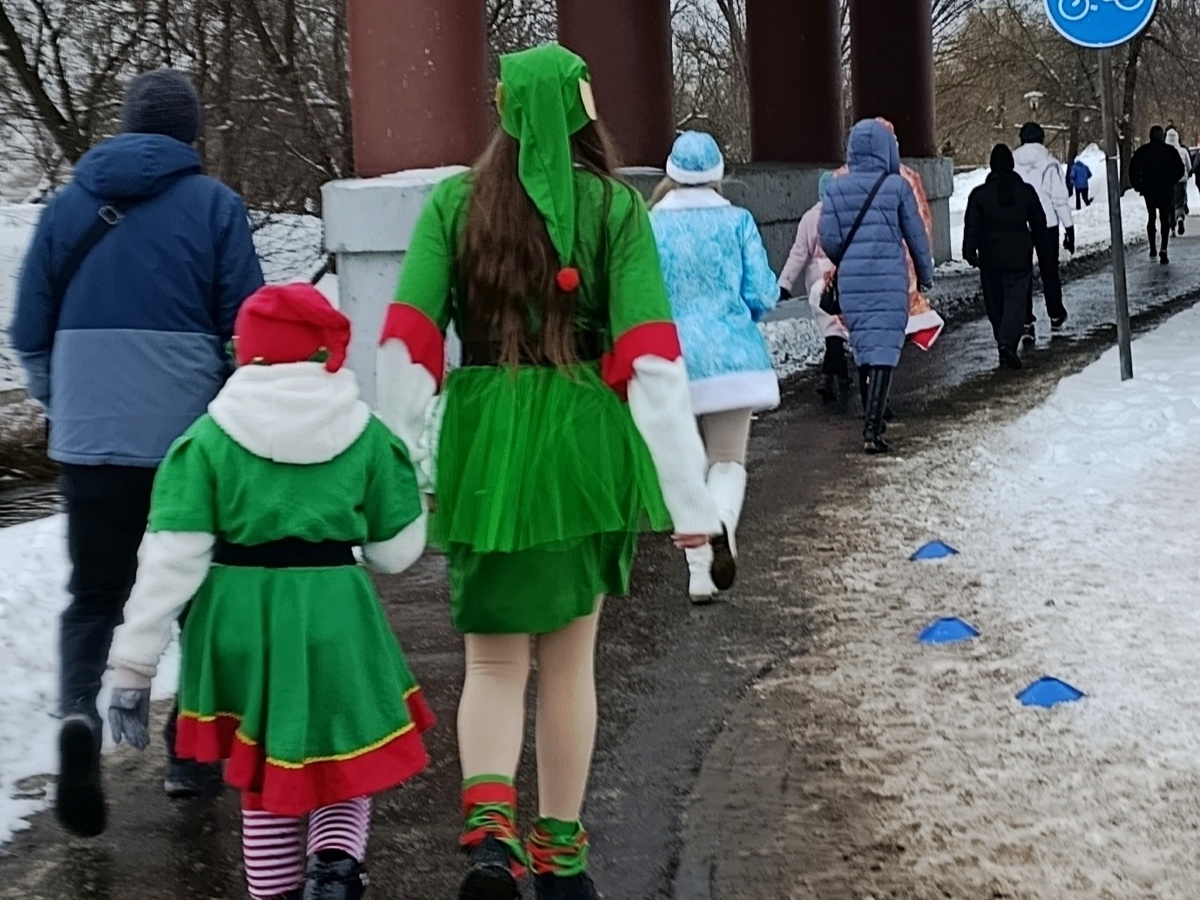 Вот такие оригинальные костюмы.