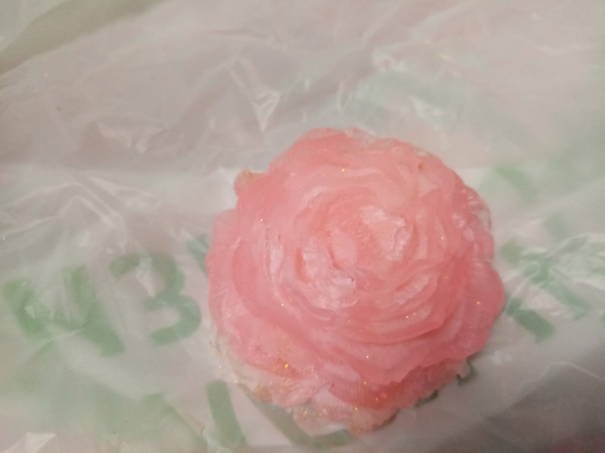 Это пион в виде розы. Очень красиво получается