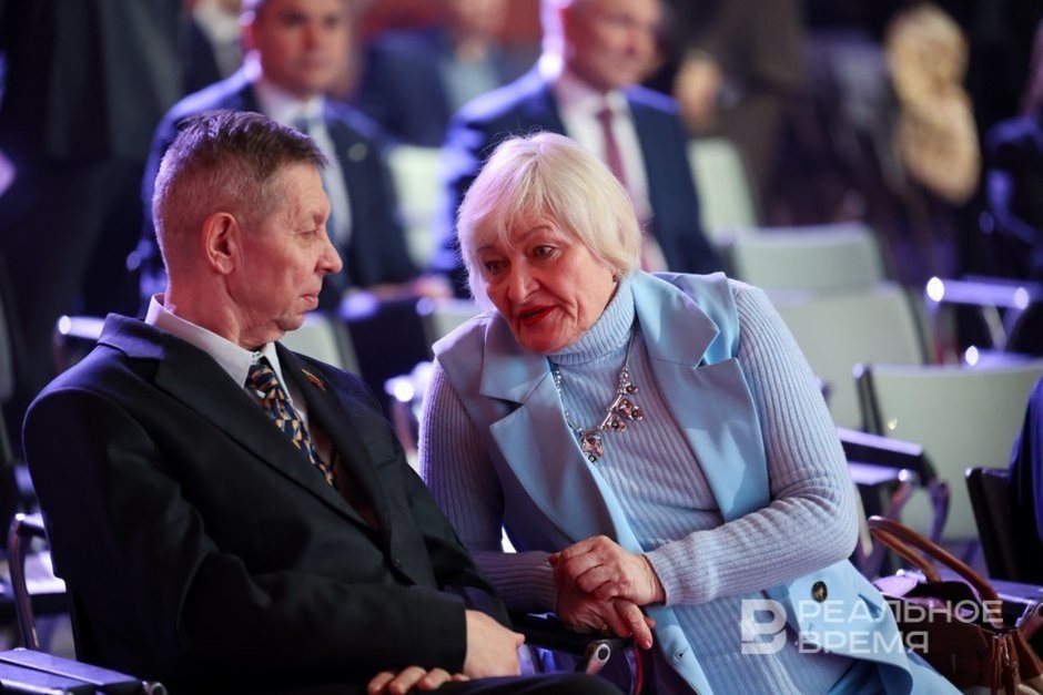    Евгений Безменов — главный по фигурному катанию в Татарстане . Реальное время / realnoevremya.ru