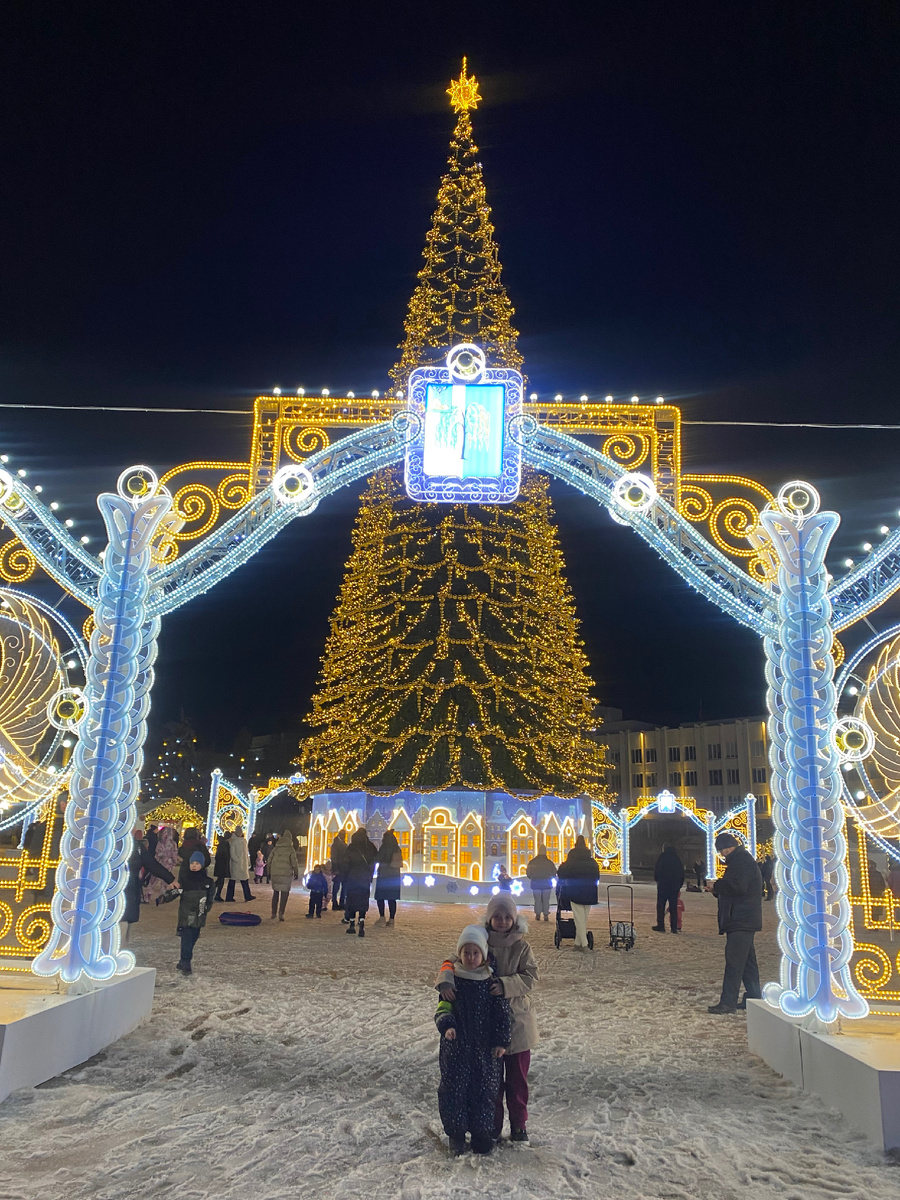 Таки добрались! На людей посмотреть и себя показать!