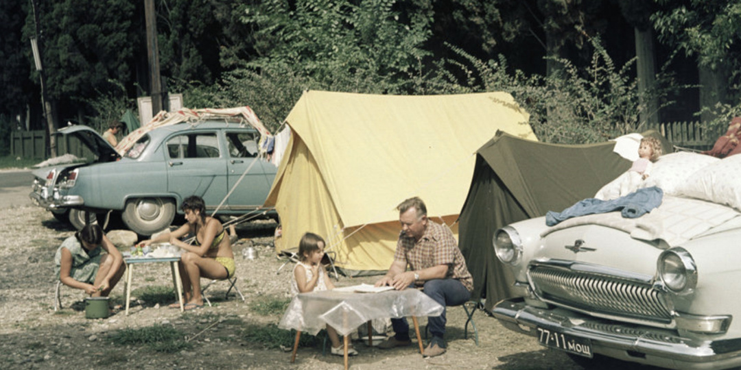 Как в СССР путешествовали на машине: что нужно было взять с собой, чтобы доехать до моря и обратно