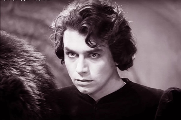 Михаил Кузнецов в роли кравчего Фёдора Басманова (кадр из фильма "Иван Грозный") 