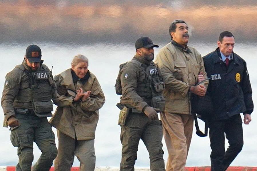 Похищение Президента Венесуэлы Николаса Мадуро с женой ->