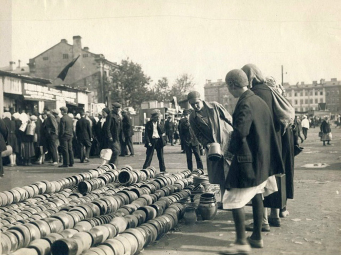 Колхозная ярмарка (Предтеченский базар). Ленинград. 1932 год.