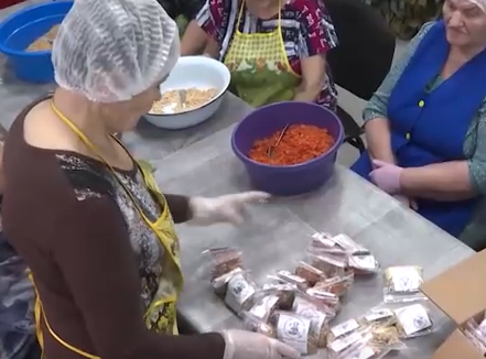     На востоке Красноярского края для бойцов СВО готовят сухие концентраты